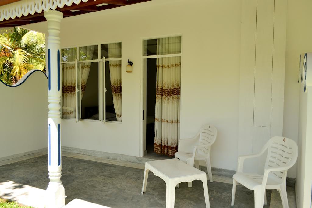 Di Sicuro Tourist Inn Hikkaduwa Room photo